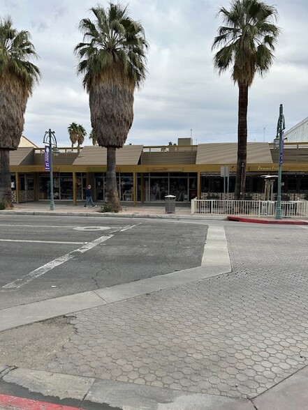 252 S Palm Canyon Dr, Palm Springs, CA for lease - Building Photo - Image 2 of 13