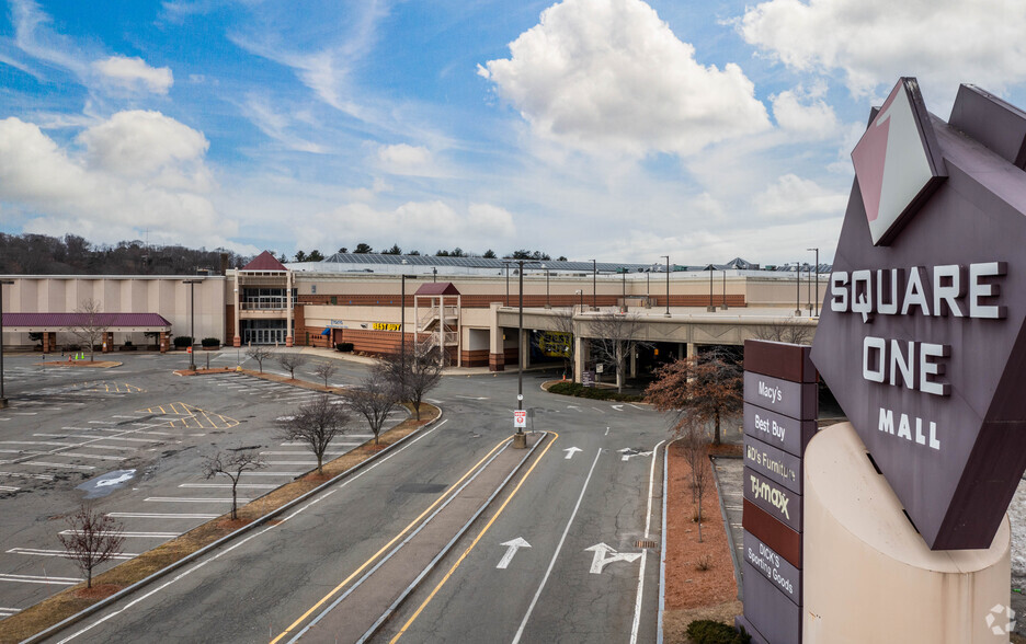 Welcome To Square One Mall - A Shopping Center In Saugus, MA - A