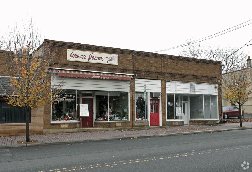 566-568 New Brunswick Ave, Fords, NJ for sale - Building Photo - Image 3 of 3
