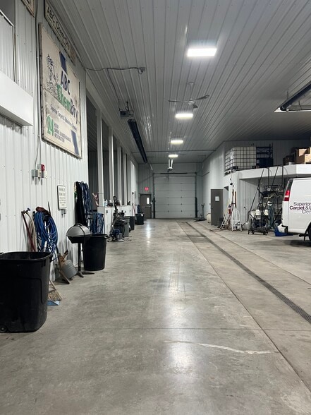 1034 Erie St, Utica, NY for lease - Interior Photo - Image 3 of 13