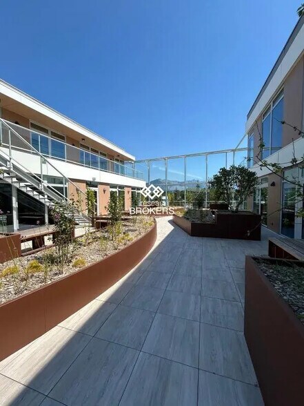 Office in Epagny Metz-Tessy for lease - Building Photo - Image 1 of 15