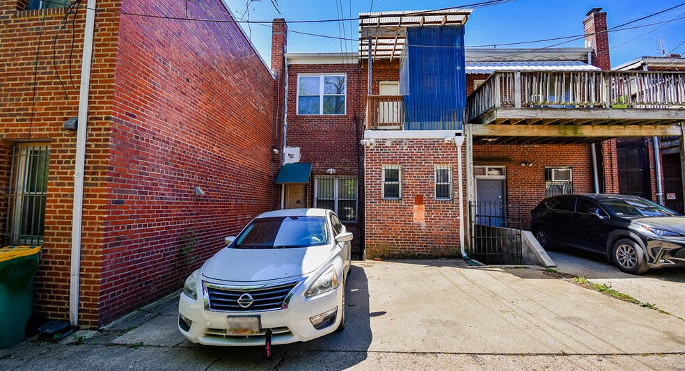 7325 Georgia Ave NW, Washington, DC for sale - Building Photo - Image 2 of 7