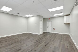 3801-3815 Oleander Ave, Fort Pierce, FL for lease Interior Photo- Image 2 of 15