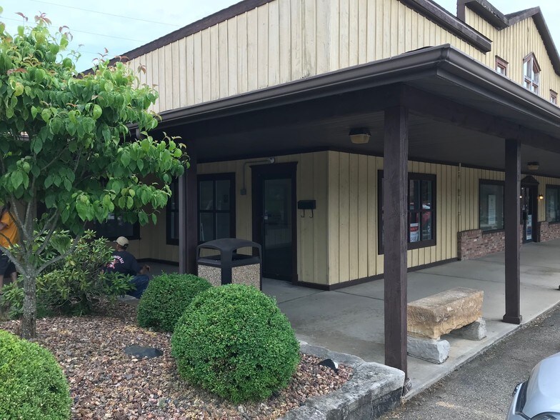 420-432 3rd Ave, Ford City, PA for sale - Building Photo - Image 3 of 29