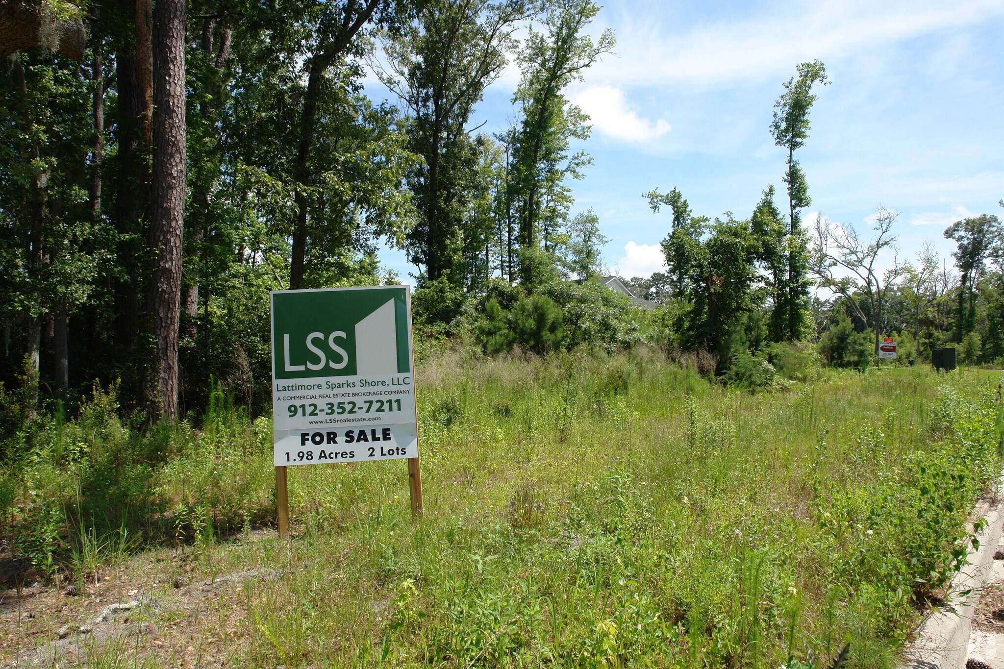 1030 Bryan Woods Loop, Savannah, GA for sale Primary Photo- Image 1 of 1