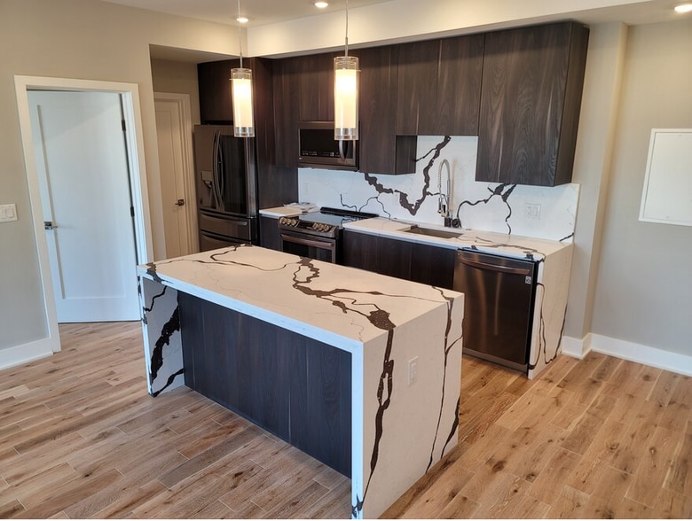 614 N Front St, Philadelphia, PA for lease - Building Photo - Image 2 of 12