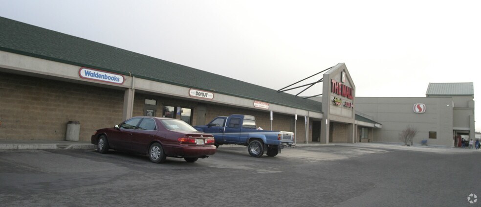 2848-2870 S 6th St, Klamath Falls, OR for lease - Building Photo - Image 2 of 5