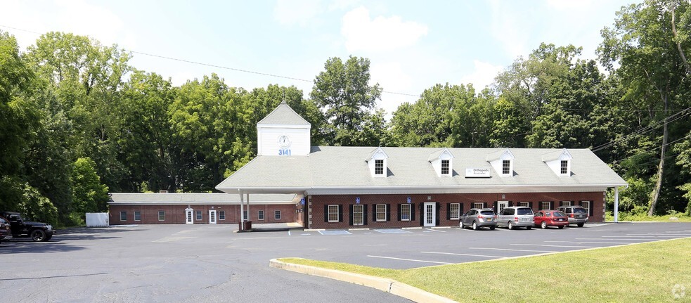 3141 US Route 9W, New Windsor, NY for lease - Primary Photo - Image 1 of 39