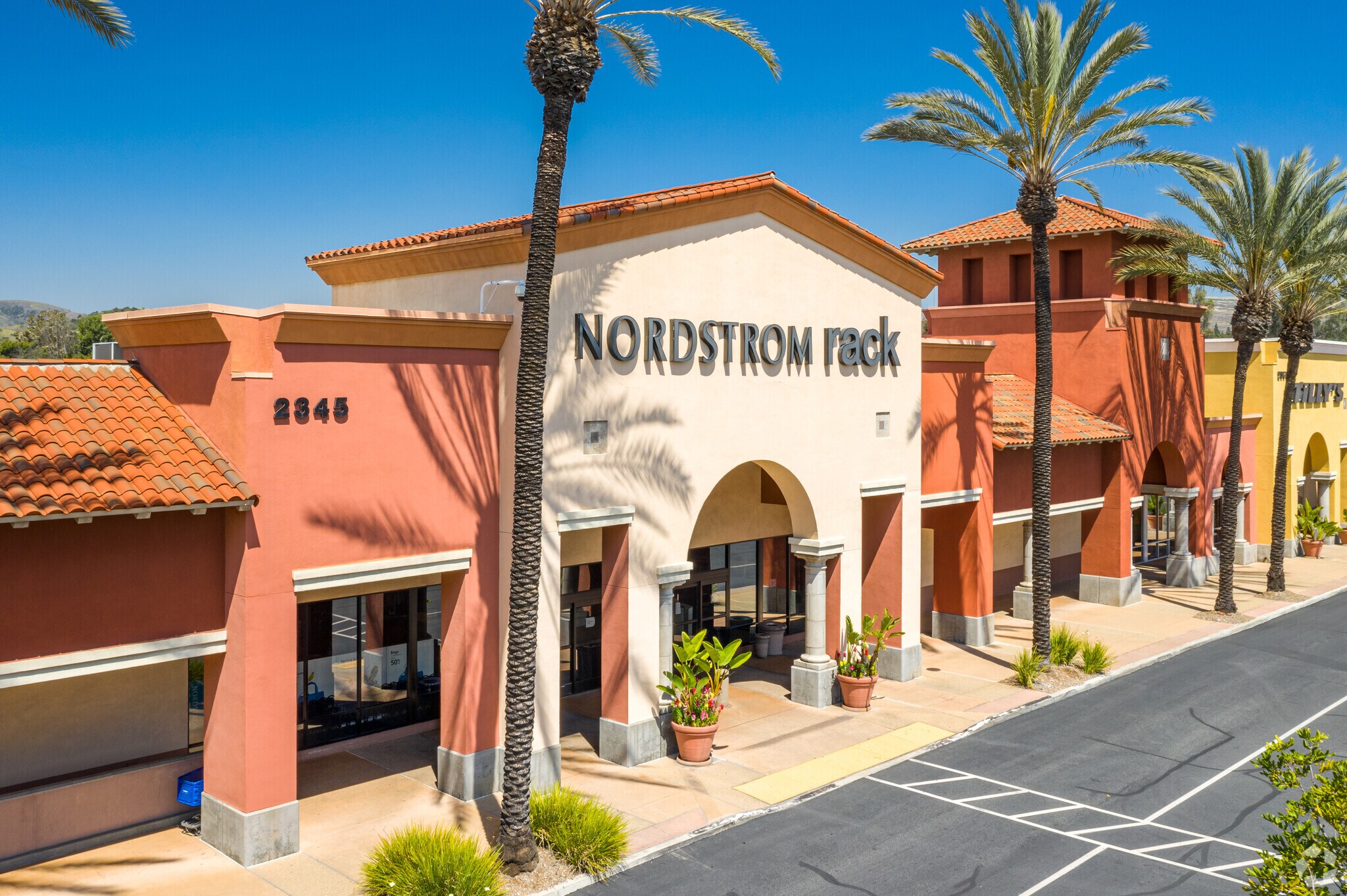 23152595 E Imperial Hwy, Brea, CA 92821 Brea Union Plaza