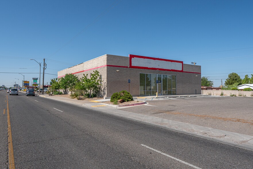 2807 San Mateo Blvd NE, Albuquerque, NM for sale - Building Photo - Image 1 of 8