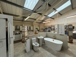 Bourton Link, Cheltenham for lease Interior Photo- Image 2 of 4