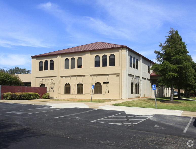12208 N MoPac Expy, Austin, TX for lease - Building Photo - Image 3 of 21
