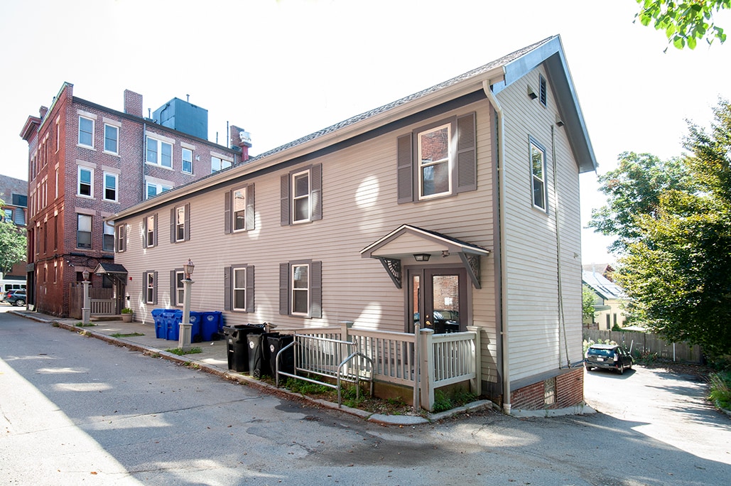 4 Davis Ct, Brookline, MA for lease Building Photo- Image 1 of 42