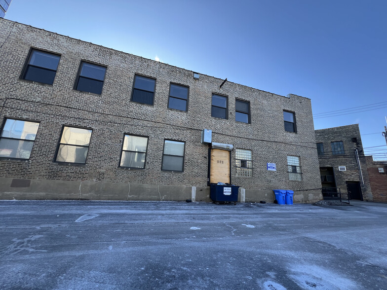 1512 N Fremont St, Chicago, IL for lease - Building Photo - Image 3 of 17