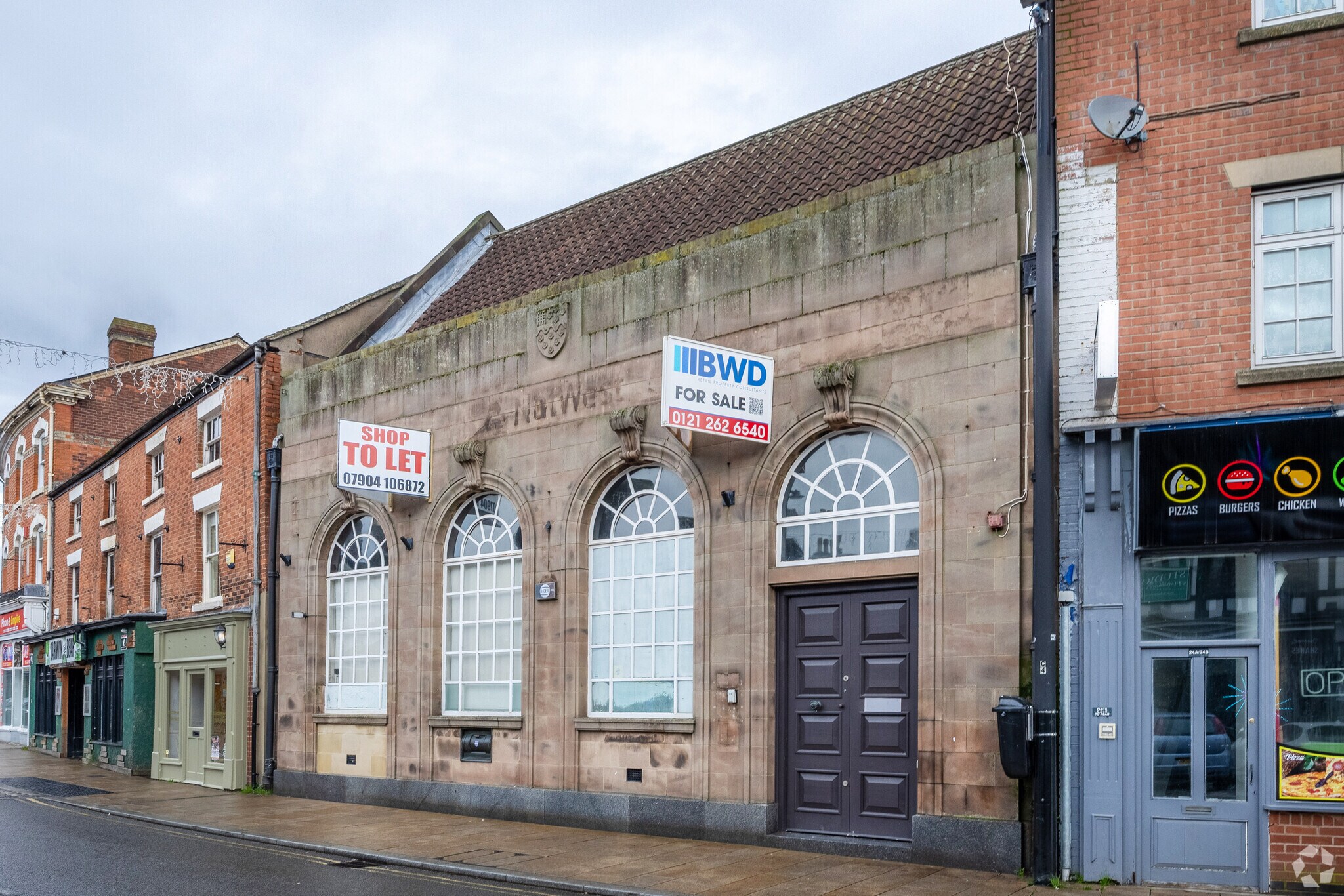 26 Market Pl, Uttoxeter for sale Primary Photo- Image 1 of 3