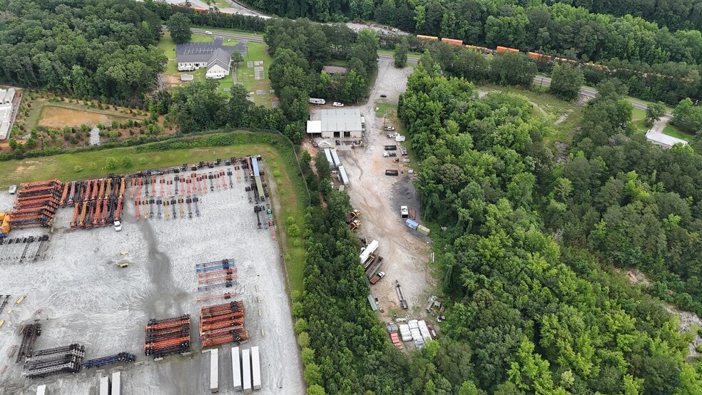 8165 Gullatt Rd, Palmetto, GA for lease - Primary Photo - Image 1 of 2