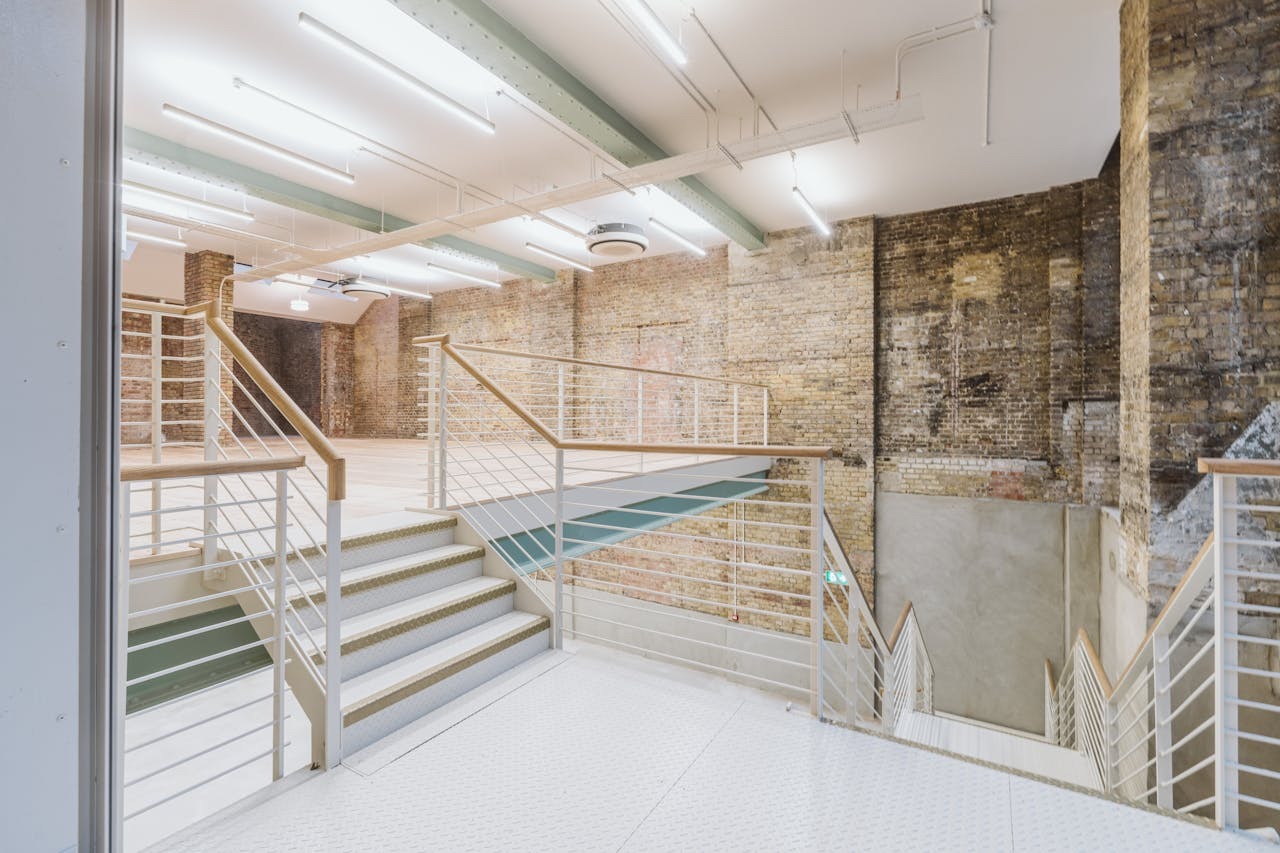 102-108 Clerkenwell Rd, London for lease Interior Photo- Image 1 of 11