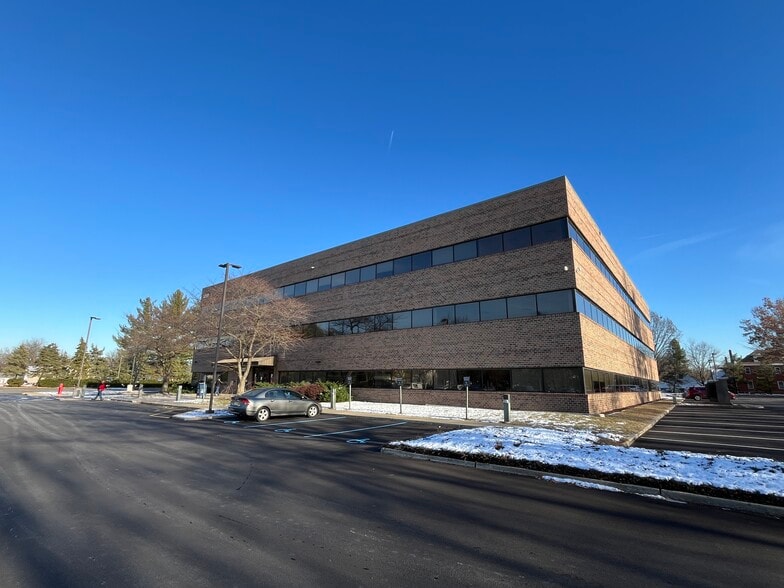 1230 Parkway Ave, Ewing, NJ for lease - Building Photo - Image 1 of 9