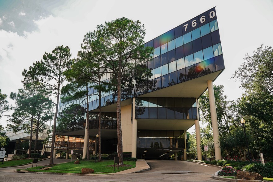 Private Office Space, Houston, TX for lease - Building Photo - Image 1 of 16