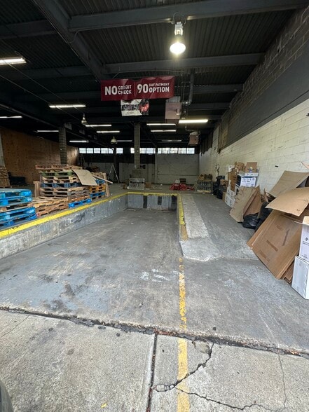 10407 180th St, Jamaica, NY for lease - Building Photo - Image 2 of 6