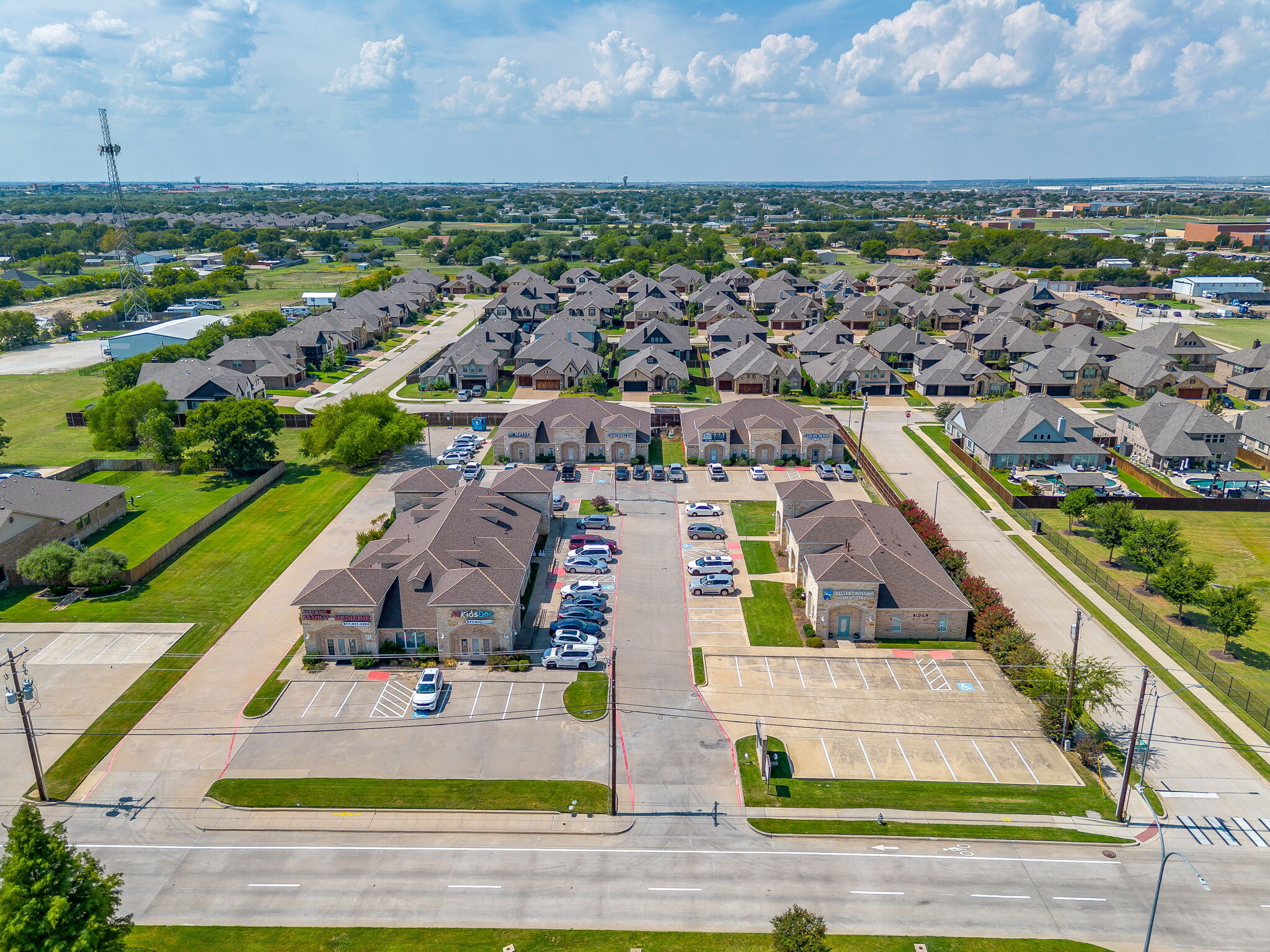 11751 Alta Vista Rd, Fort Worth, TX for lease Building Photo- Image 1 of 27