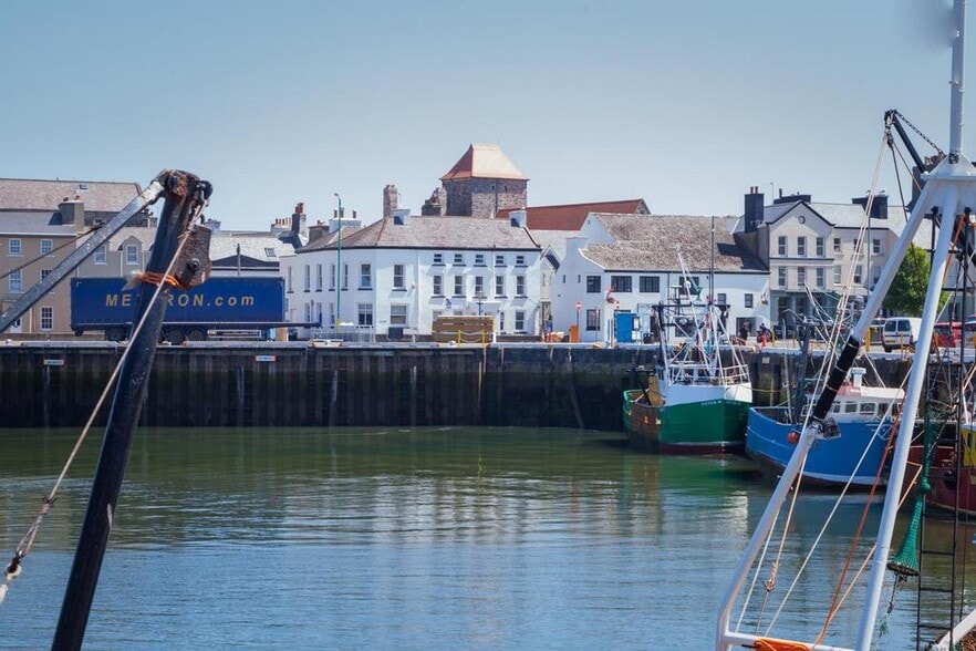 East Quay, Isle Of Man for sale - Building Photo - Image 2 of 9