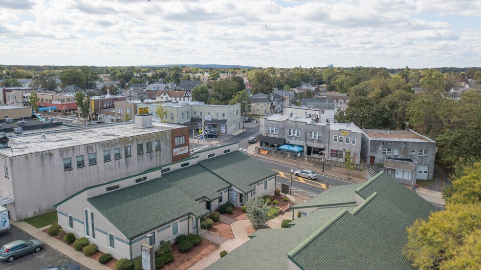 1719 S Main St, Manville, NJ 08835