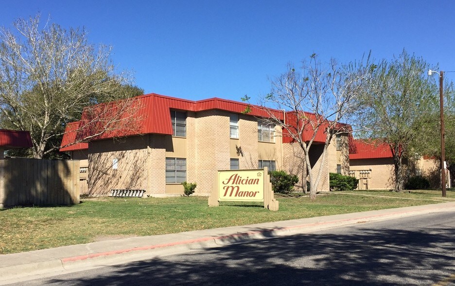 110 S Duval St, Alice, TX for sale - Primary Photo - Image 1 of 1