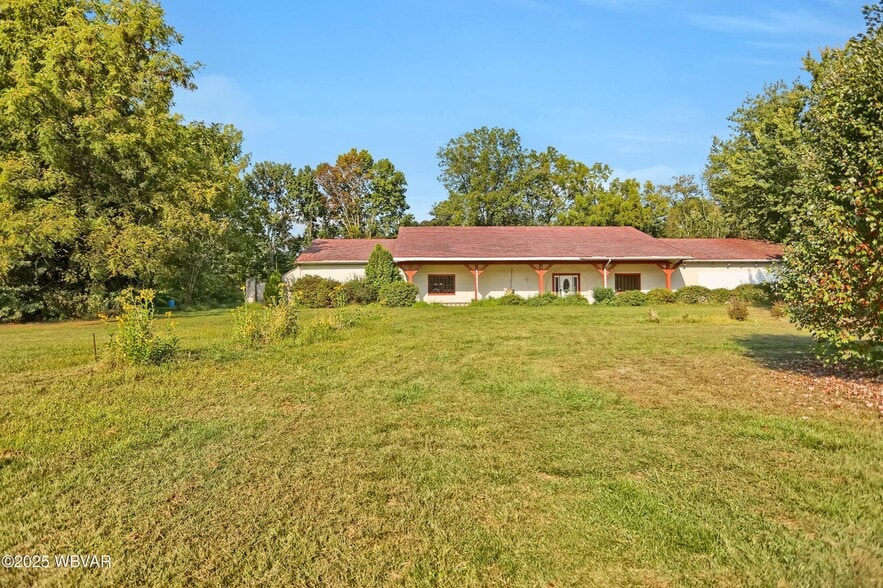 8265 State Route 405, Milton, PA for sale - Building Photo - Image 1 of 23