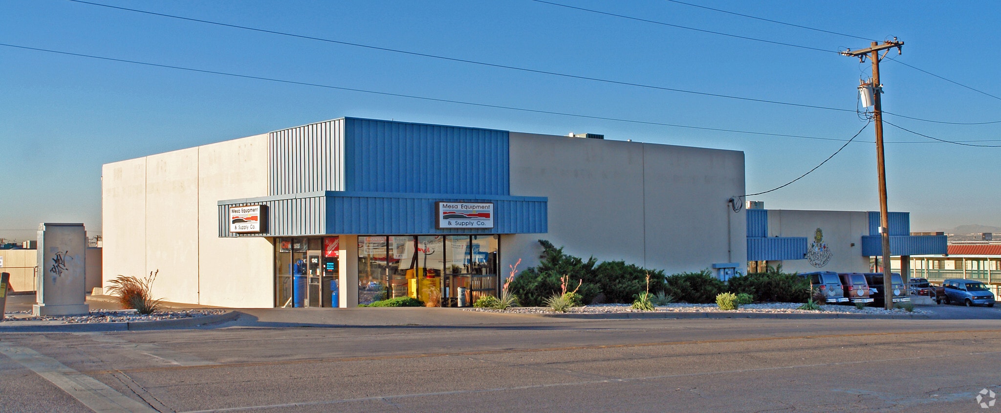 1338-1342 Lomaland Dr, El Paso, TX for lease Primary Photo- Image 1 of 4