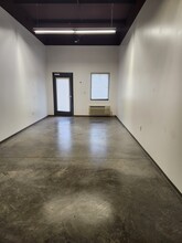 4303 S Bowen Rd, Arlington, TX for lease Interior Photo- Image 2 of 6