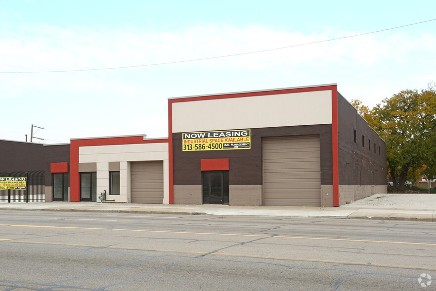 2732 W Davison, Detroit, MI for lease - Building Photo - Image 3 of 7