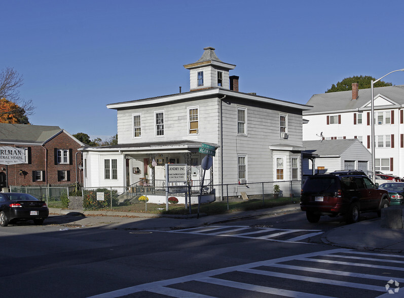 1022 Main St, Worcester, MA for sale - Primary Photo - Image 1 of 2