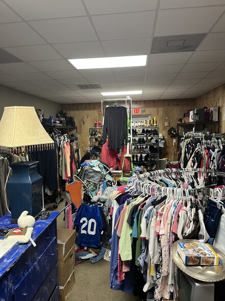 632 W Liberty St, Sumter, SC for lease - Building Photo - Image 3 of 5