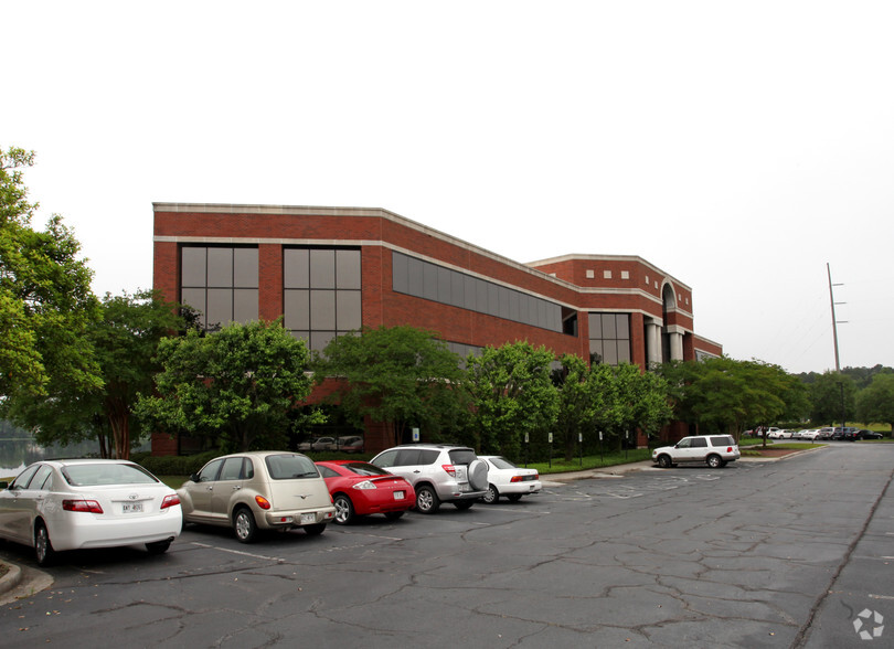 6001 Chatham Center Dr, Savannah, GA for lease - Building Photo - Image 1 of 3