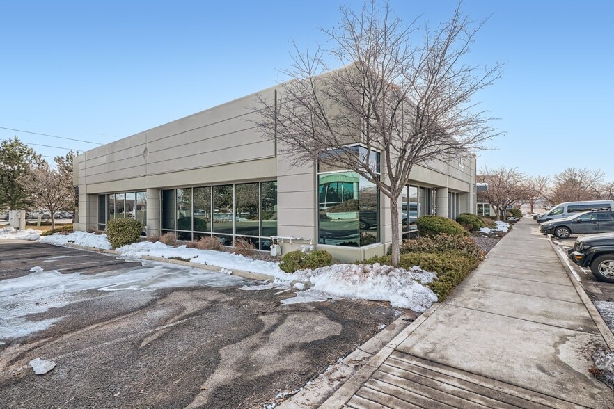 4885 Ward Rd, Wheat Ridge, CO for lease - Building Photo - Image 3 of 33