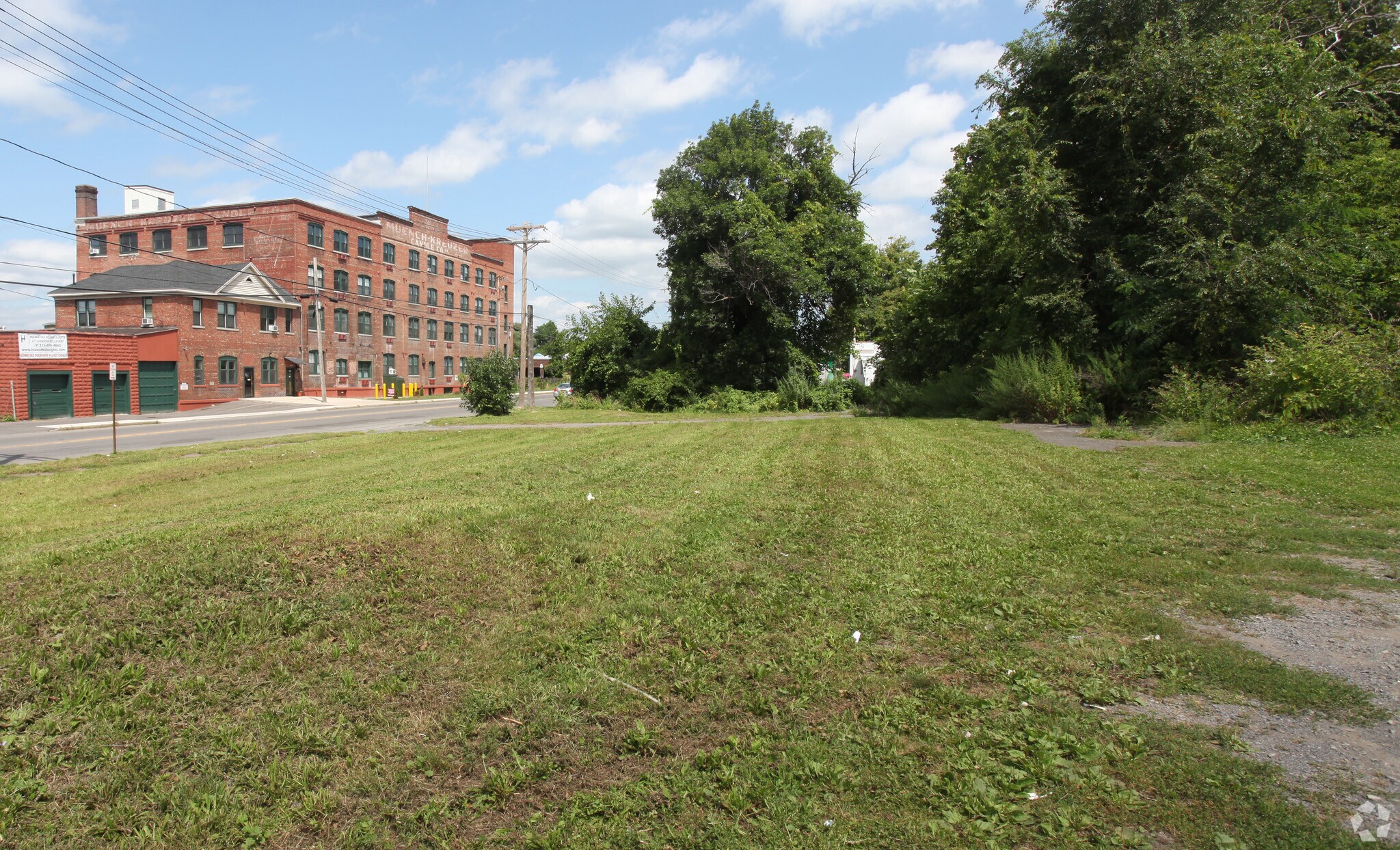 608-610 Hiawatha Blvd, Syracuse, NY for sale Primary Photo- Image 1 of 1