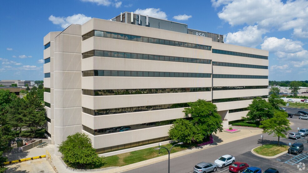 850 Stephenson Hwy, Troy, MI for lease - Building Photo - Image 2 of 7