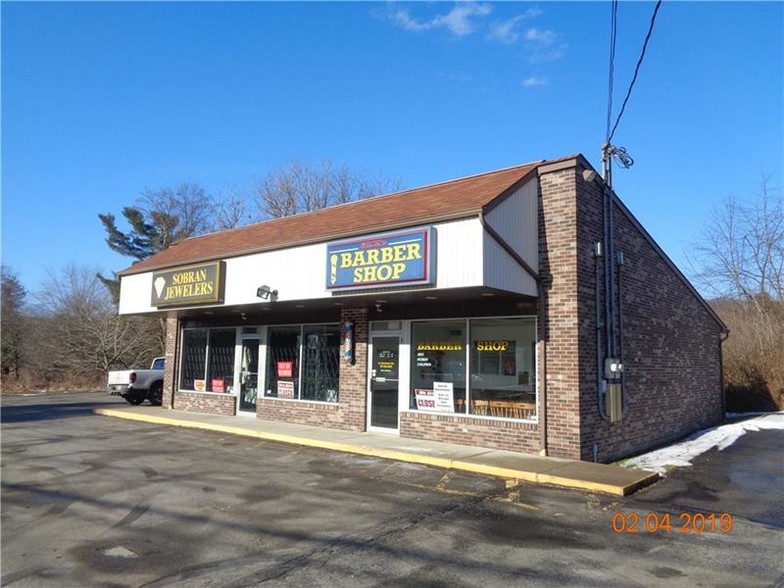 181 Hyde Park Rd, Leechburg, PA for sale - Building Photo - Image 1 of 1