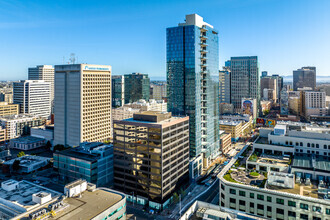 1970 Broadway, Oakland, CA - aerial  map view