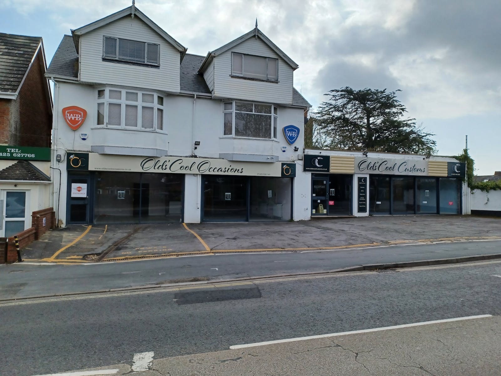 25-27 Station Rd, New Milton for sale Building Photo- Image 1 of 1