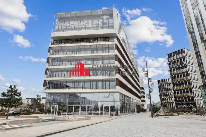 1 Esplanade Miriam Makeba, Villeurbanne for lease - Building Photo - Image 3 of 12