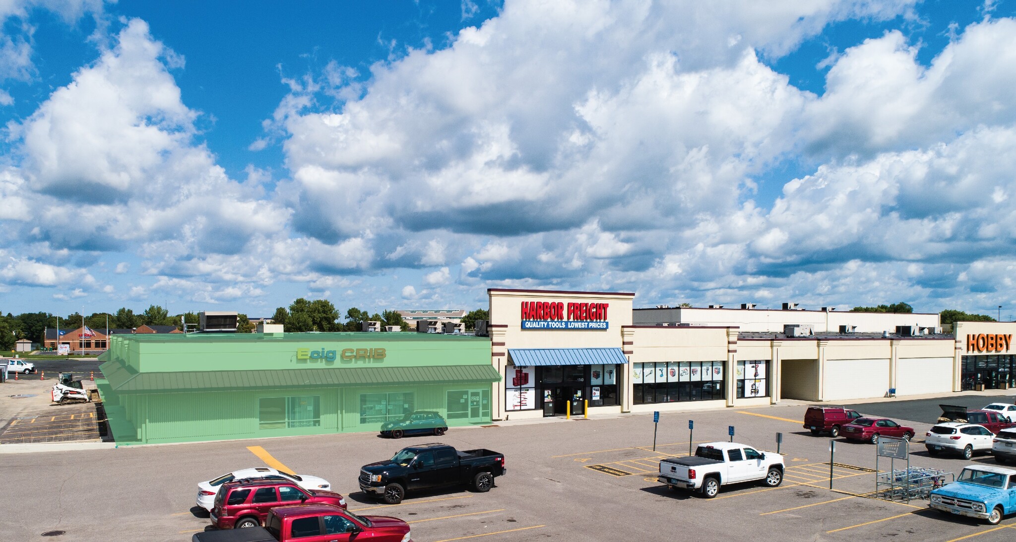 1720-1742 E Madison Ave, Mankato, MN for lease Building Photo- Image 1 of 4