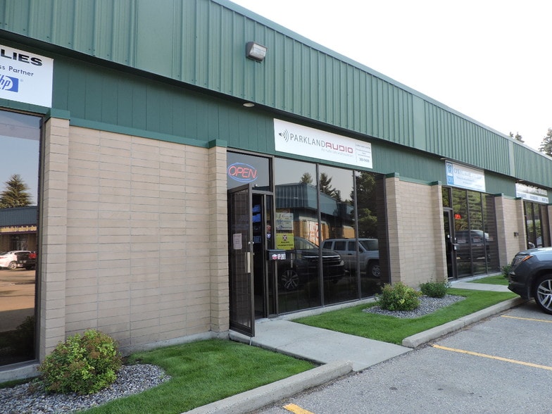 5550 45 St, Red Deer, AB for sale - Primary Photo - Image 1 of 1