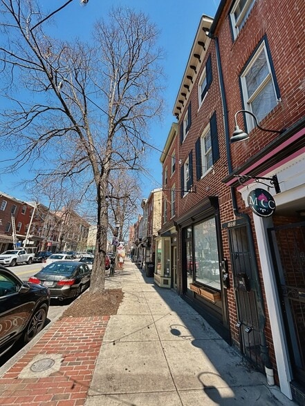 1049 S Charles St, Baltimore, MD for lease - Building Photo - Image 3 of 16