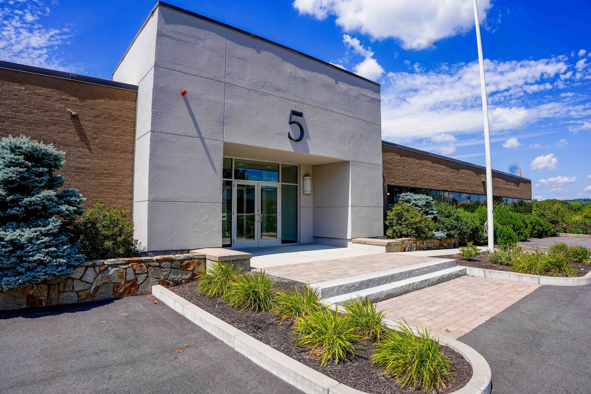 5 Shawmut Rd, Canton, MA for sale Building Photo- Image 1 of 1