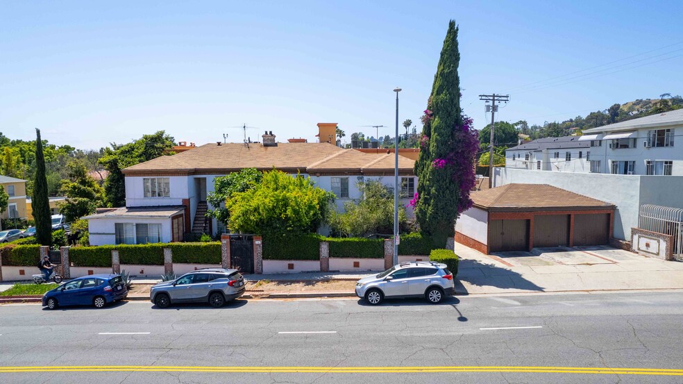 2105 N Vermont Ave, Los Angeles, CA for sale - Building Photo - Image 3 of 35