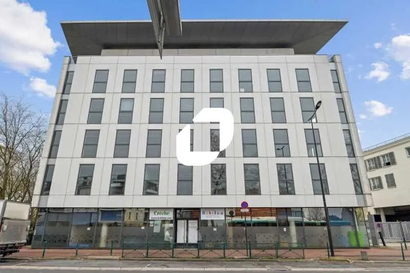 Vente Bureaux 378 m² - Photo 1