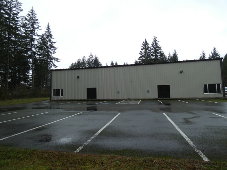 151 W Henry Trusler Way, Shelton, WA for lease - Building Photo - Image 3 of 15