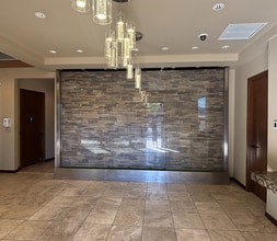 39810 Portola Ave, Palm Desert, CA for lease Interior Photo- Image 1 of 8